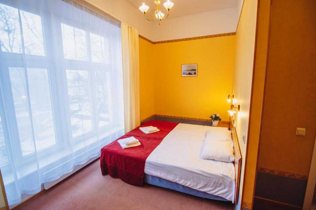 Hotel Promenaadi Haapsalu Εξωτερικό φωτογραφία