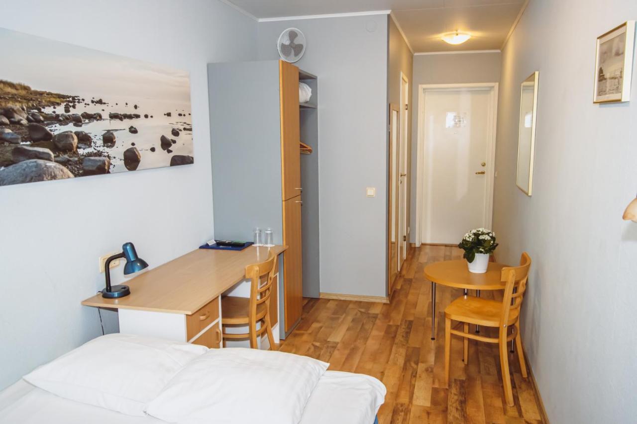Hotel Promenaadi Haapsalu Εξωτερικό φωτογραφία