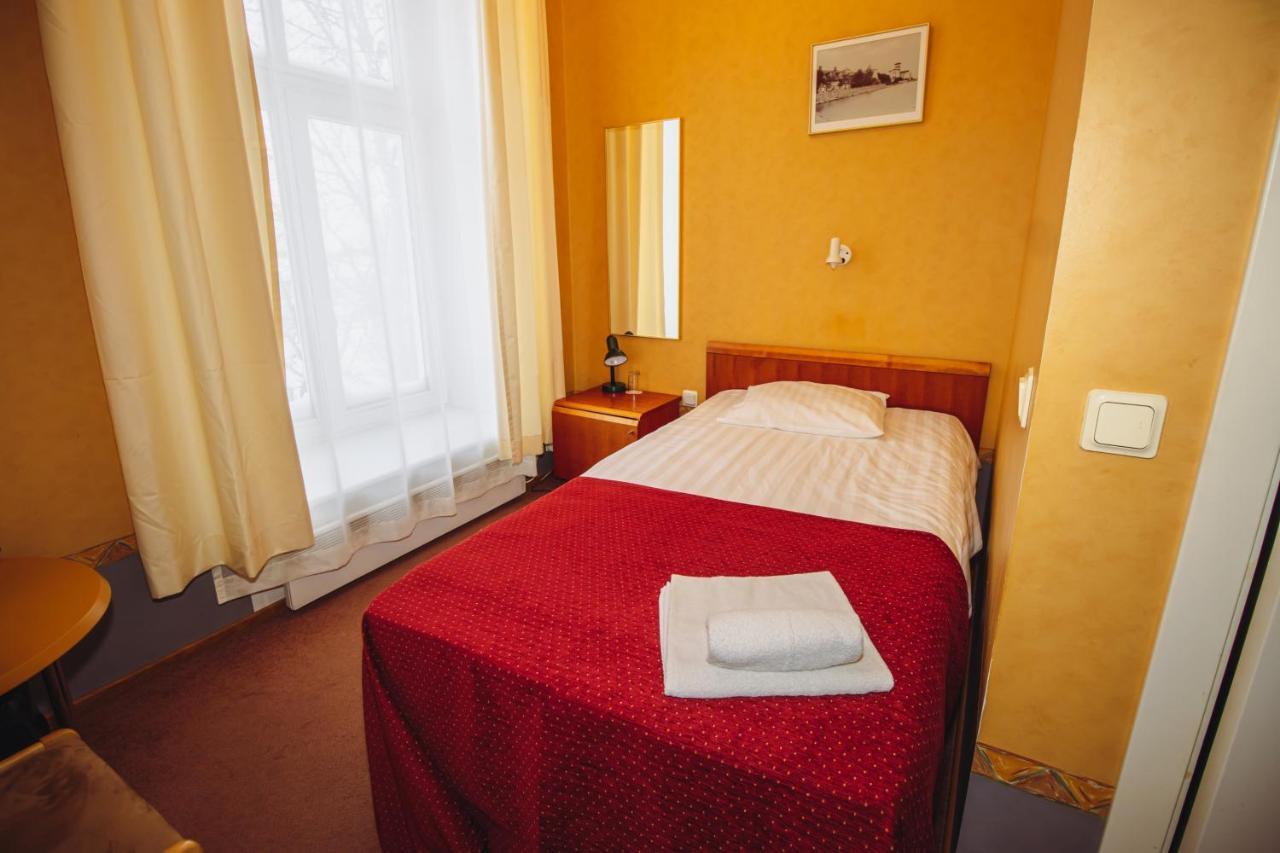 Hotel Promenaadi Haapsalu Εξωτερικό φωτογραφία