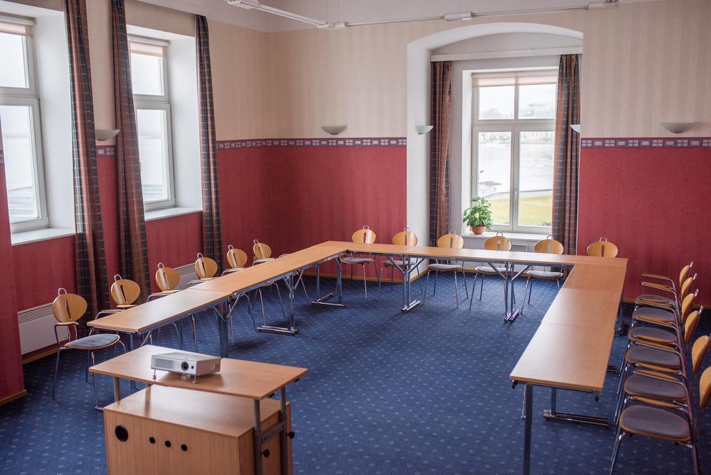 Hotel Promenaadi Haapsalu Εξωτερικό φωτογραφία