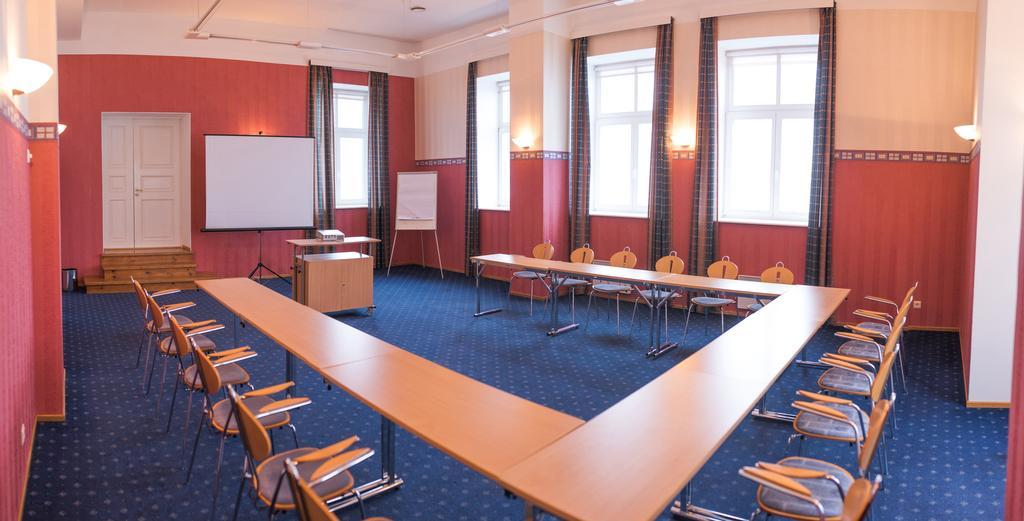 Hotel Promenaadi Haapsalu Εξωτερικό φωτογραφία